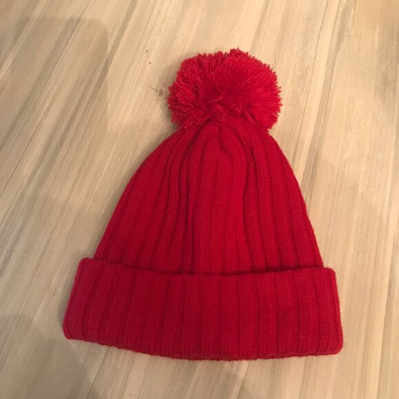 Ladies Red Knit Winter Cap With Pom One Size - Picture 3 of 3